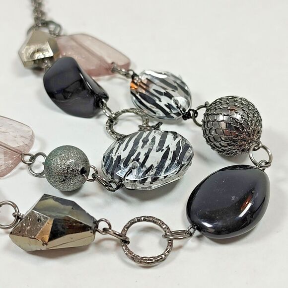 Gunmetal Chain Statement Necklace Zebra Print Beads Faceted Artisan 17" - 19" - Picture 9 of 14